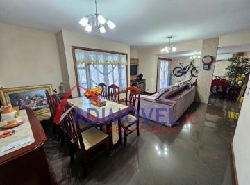 Foto 01 · Casa Duplex em Jardim Camburi! Com 4 Quartos, 2 Vagas, 200m².