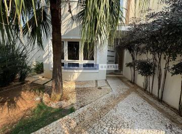 Casa · 422m² · 4 Quartos · 3 Vagas · Casa em Vila Jaboticabeira - Taubaté, SP