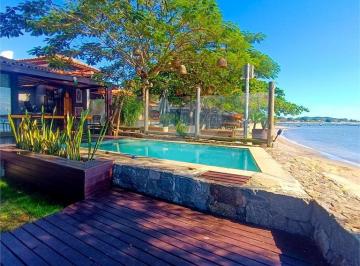 Casa · 164m² · 5 Quartos · Condomínio com 5 quartos à venda em Manguinhos - RJ