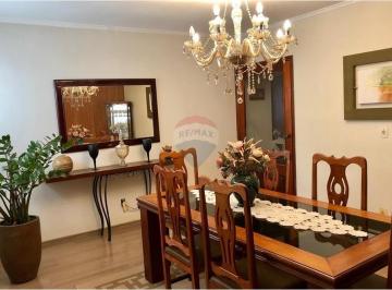 Casa · 180m² · 3 Quartos · 2 Vagas · Casa com 193m², 3 quartos sendo 1 suíte e sala comercial à venda no Marincek por R$ 350.000,00