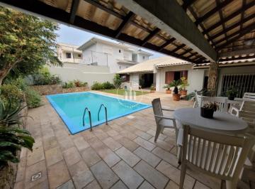 Casa · 330m² · 3 Quartos · 4 Vagas · Casa 3 Quartos com Piscina - Itaguaçu