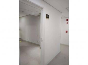 45c34f71dad5fe7d4da641e55e3a526d.jpg · Sala para Aluguel Caminho das Árvores em Salvador-BA