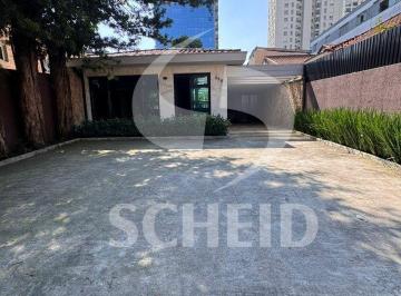 Casa · 350m² · 5 Quartos · 4 Vagas · Excelente Casa Térrea na Vila Olímpia com 5 quartos 5 suítes 4 vagas de garagem.