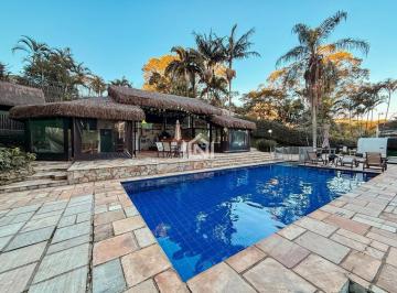 casa a venda no miolo da granja viana - piscina · Casa para aluguel - na Granja Viana