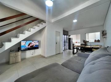 Casa de 3 quartos, Poá · Casa  a venda 3 quartos - Jardim Medina - Poá