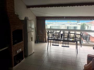 202401091755562.jpg · Casa para Venda em São Vicente, Centro, 4 dormitórios