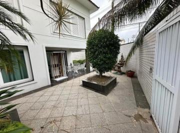 Casa · 328m² · 4 Quartos · 4 Vagas · Sobrado à venda no Centro de São Vicente