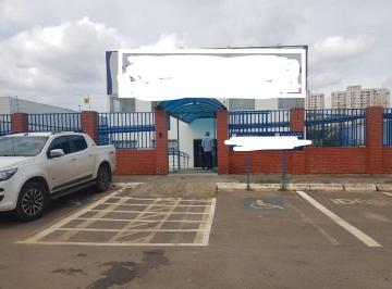 Comercial Aluguel de 50 quartos · Faculdade centro clinico escola centro comercial salas