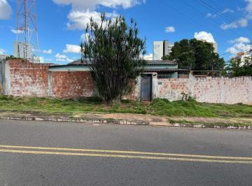 Terreno · 380m² · Rua Pedro Celestino esquina com a Rua Antonio de Castro Farias