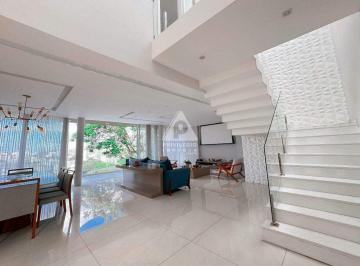 Sala de estar e Janter · EXCLUSIVIDADE - Casa com 4 suites, piscina e área gourmet em Condomínio Fechado no Grajaú!