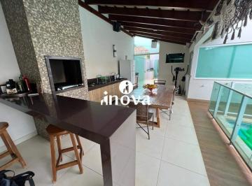 Casa · 203m² · 3 Quartos · 2 Vagas · Casa à venda, 3 quartos, 2 suítes, 2 vagas, São José - Parque - Uberaba/MG