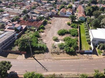 Terreno · 3741m² · Terreno Comercial