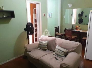 Apartamento · 40m² · 1 Quarto · Apartamento Quarto E Sala no Coração de Copacabana