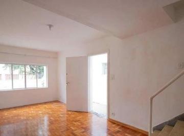 Casa · 125m² · 2 Quartos · 2 Vagas · Sobrado com 125m² localizado no Bairro de Moema em São Paulo/SP.