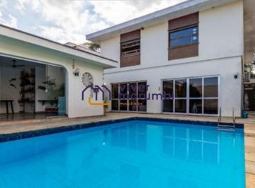 Casa · 363m² · 4 Quartos · 4 Vagas · Excelente casa na Granja Julieta/4 dorms sendo 4 suítes/363mts²/ 431mts² total/ PISCINA/ 4 vagas.