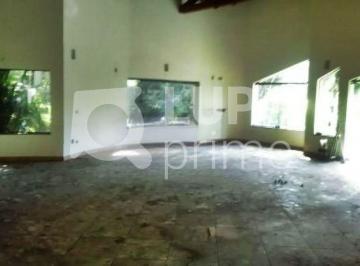 Comercial · 600m² · SALÃO COMERCIAL COM 600M² PARA LOCAÇÃO NA VILA SABRINA