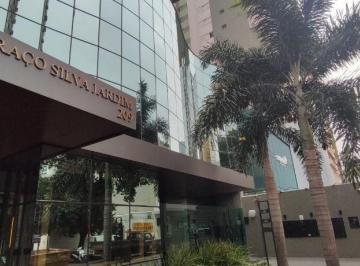 Apartamento · 217m² · 4 Quartos · 4 Vagas · Apartamento com 4 dormitórios para alugar, 217 m² por R$ 17.000,00/mês - Centro - Maringá/PR