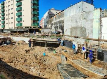6052eb24c7563bfd8f83b6c5e5c3f7e7f019c804 · Apartamento com 1 dormitório à venda, 46 m² por R$ 180.000,00 - Mirim - Praia Grande/SP