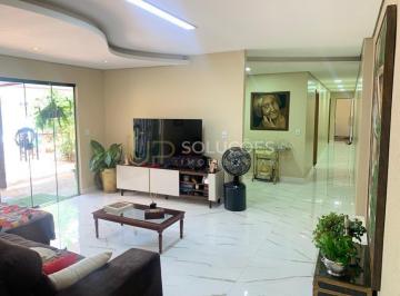 Casa · 165m² · 2 Quartos · 2 Vagas · Casa 3 Quartos ( Suíte c/Closet) + Cozinha c/ Planejados | QMS 47, Setor de Mansões