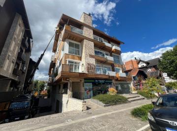 Apartamento · 53m² · 1 Quarto · 1 Vaga · Loft no coração de Canela