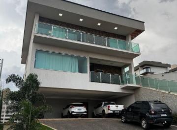 Casa · 475m² · 4 Quartos · 4 Vagas · Condomínio do Lago - Casa à Venda 4 suítes no Condomínio do Lago em Goiânia-GO.