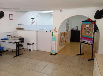 Comercial en Venda de 10 quartos  · Pacaembu - Casa Comercial a Venda, 250 m² , 11 Salas, 5 banheiros