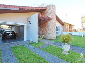 Casa · 215m² · 3 Quartos · 3 Vagas · Casa para Venda - 215m², 3 dormitórios, sendo 1 suites, 3 vagas - Sarandi