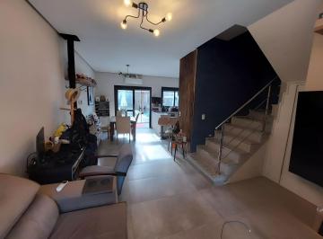 Casa · 149m² · 3 Quartos · 1 Vaga · Casa de 3 dormitórios no Bairro Hípica Porto Alegre - RS