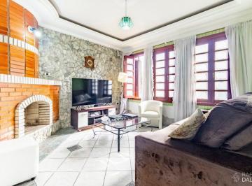 Casa · 574m² · 3 Quartos · 8 Vagas · Casa para Venda - 574m², 3 dormitórios, sendo 2 suites, 8 vagas - Jardim Planalto