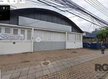 Casa · 1025m² · Pavilhão em Navegantes