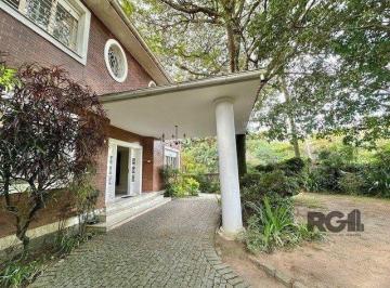 Casa · 720m² · 5 Quartos · 6 Vagas · Casa em Três Figueiras