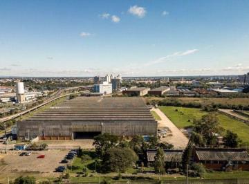 Casa · 2104m² · Pavilhão em Anchieta