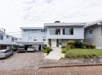 Casa · 564m² · 6 Quartos · 4 Vagas · Casa em condominio . com 6 suites, sendo 3 suítes master com closet e hidro.