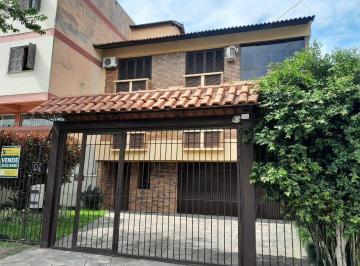 Apartamento · 302m² · 3 Quartos · 2 Vagas · Cobertura em Camaquã
