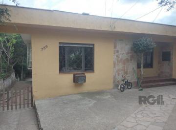 Casa · 5 Quartos · 4 Vagas · Casa em Belém Novo