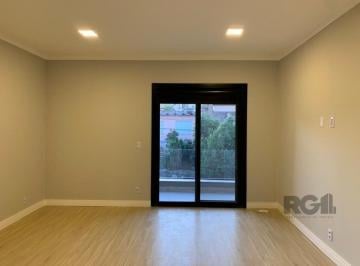 Casa · 233m² · 3 Quartos · 2 Vagas · Casa em Centro