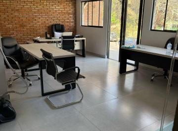 Casa · 281m² · 3 Quartos · 2 Vagas · Casa com 03 quartos e 02 vagas de garagem
