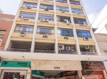 Comercial · 40m² · 3 Quartos · Loja em Centro Histórico