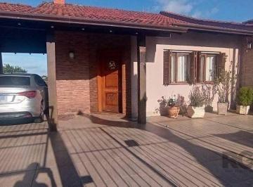 Casa · 200m² · 3 Quartos · 4 Vagas · Casa de 200m², bairro Rubem Berta