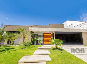 Casa · 380m² · 3 Quartos · 3 Vagas · Casa térrea com piscina, no Condominio Terra Ville com 380,27m2 e 3 suites.