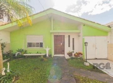 Casa · 70m² · 3 Quartos · 4 Vagas · Excelente casa de 70m² com 3 dormitórios no bairro Sarandi.