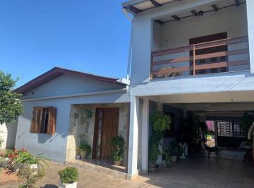Casa · 201m² · 4 Quartos · 3 Vagas · Casa em Maringá