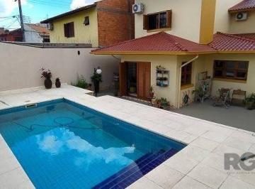 Casa · 288m² · 3 Quartos · 4 Vagas · Excelente casa de 287m² com 3 dormitórios e 4 vagas.