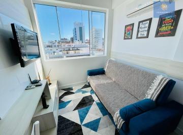 Apartamento · 58m² · 2 Quartos · 1 Vaga · Apartamento a 1 quadra do mar