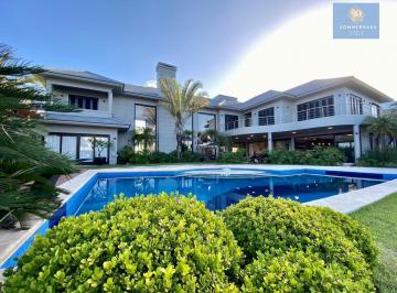Casa · 800m² · 5 Quartos · 3 Vagas · Casa no condomínio fechado Atlântida Ilhas Park