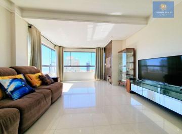 Apartamento · 3 Quartos · 1 Vaga · Apartamento 3 dormitórios de frente a 2 quadras do mar