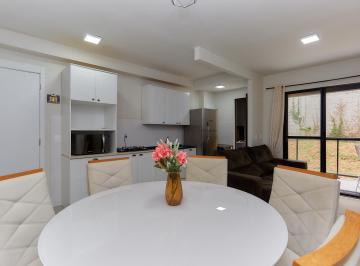 Apartamento de 3 quartos, Curitiba · Apartamento 67m² com 1 Suíte, Semi-Mobiliado e Vaga de Garagem em Campo Comprido