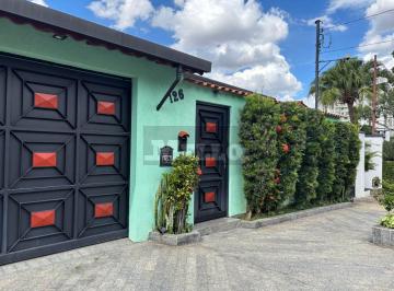 Casa · 133m² · 4 Quartos · 2 Vagas · EXCELENTE IMOVEL - BOA LOCALIZAÇÃO