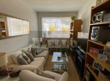 Casa · 131m² · 2 Quartos · 2 Vagas · LINDO SOBRADO