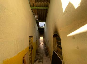 Comercial de 6 quartos, Ceilândia · VENDO NA CEILÂNDIA NORTE PRÉDIO COM 06 KITINETE TODAS ALUGADAS!! Ac carro moto!